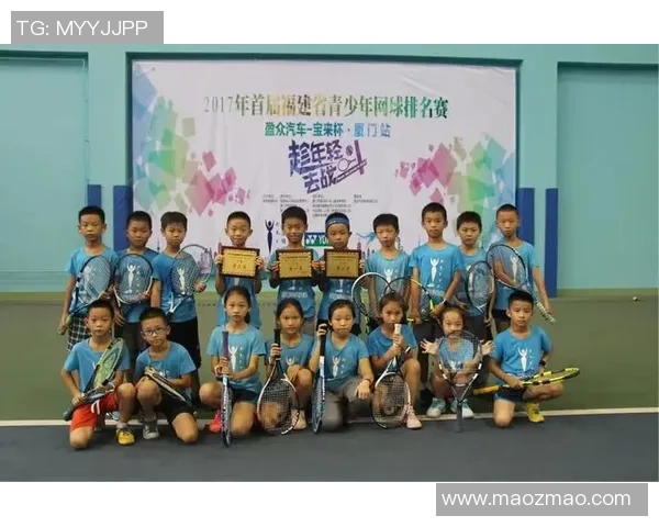 赛后分析：杭州网球队与深圳网球队的表现与状态对比探讨