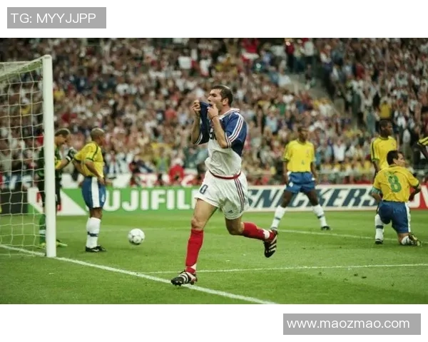 足球明星们对齐达内的赞誉与评价揭示了他的传奇地位与影响力